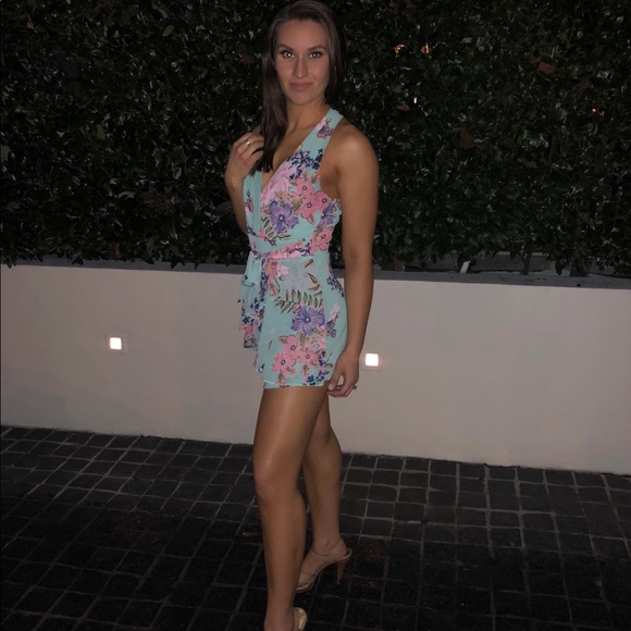 Meet your Posher, Alessandra - Picture 2 of 5